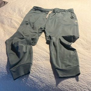 Vuori performance jogger
